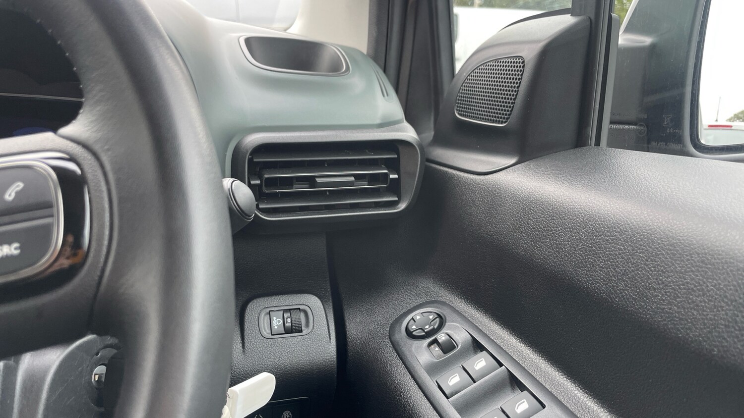 Used Citroen Berlingo 2023 for sale - 76228670: Photo 44