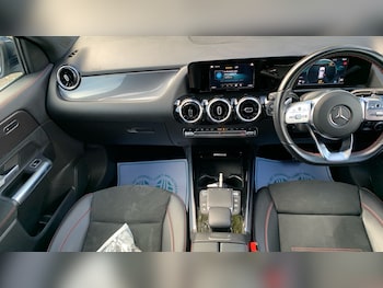Used Mercedes-Benz GLA 2022 for sale - 76315604: Photo
