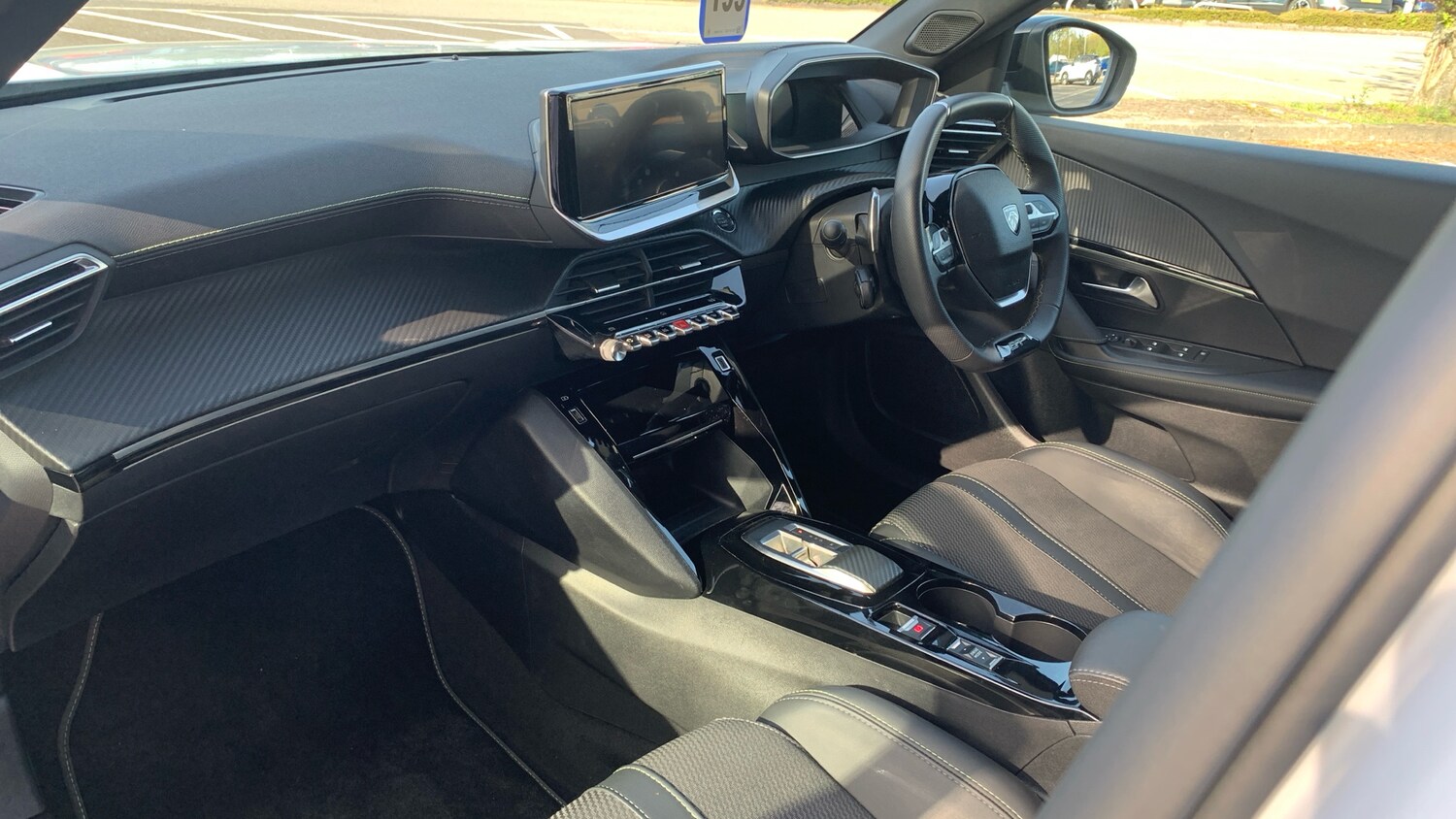 Used Peugeot 2008 2025 for sale - 78206010: Photo 12