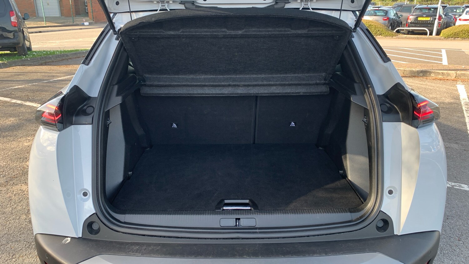 Used Peugeot 2008 2025 for sale - 78206010: Photo 19