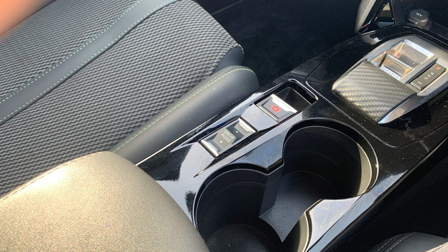 Used Peugeot 2008 2025 for sale - 78206010: Photo 21