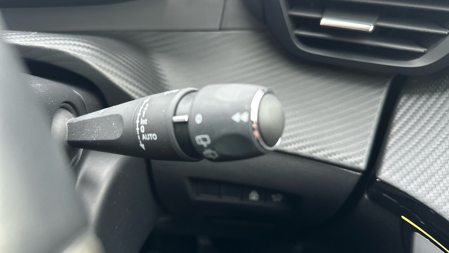 Used Peugeot 208 2024 for sale - 77754952: Photo 28