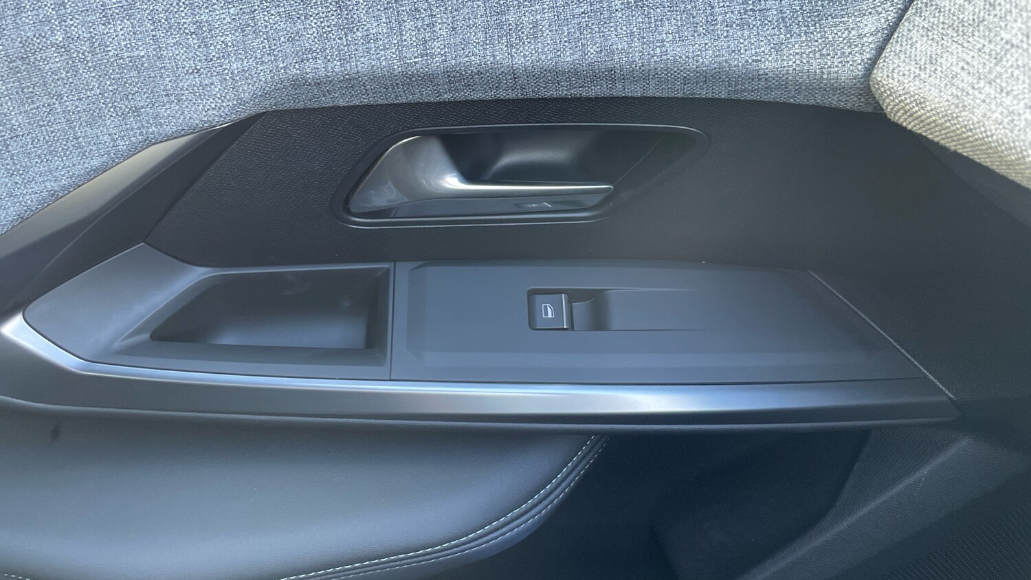 Used Peugeot 3008 2024 for sale - 75942627: Photo 40