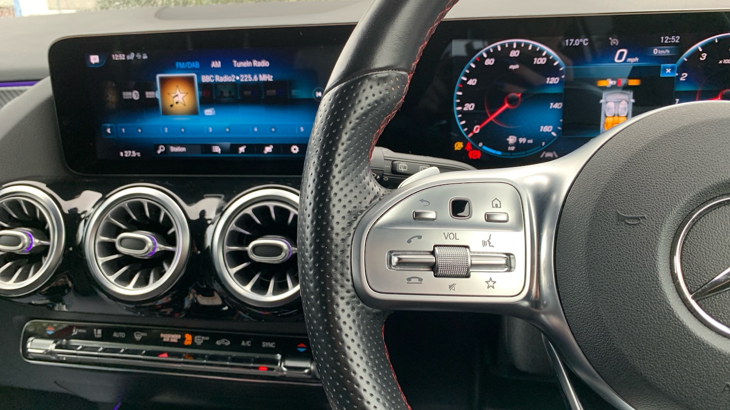 Used Mercedes-Benz GLA 2020 for sale - 76315605: Photo 23