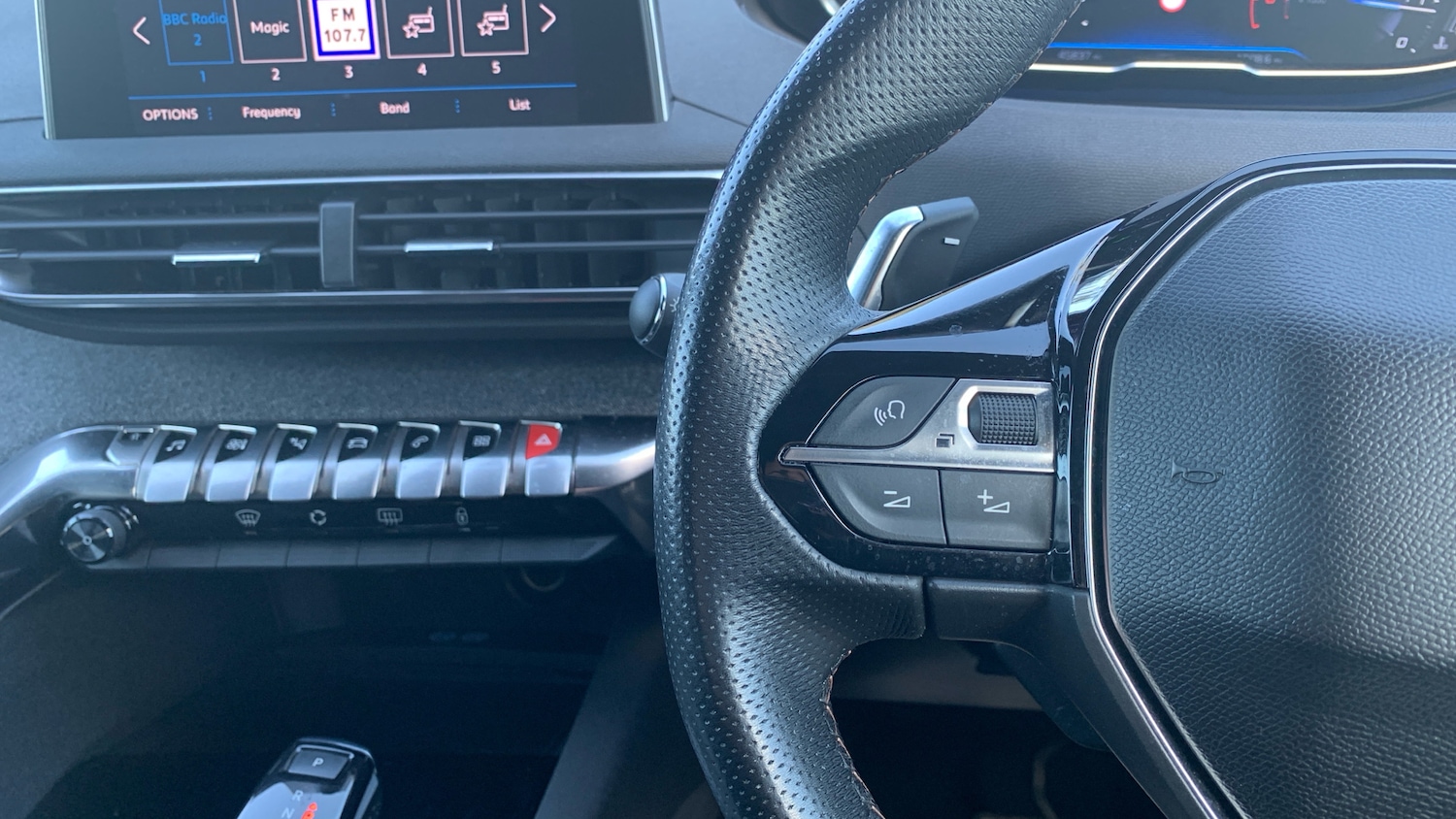 Used Peugeot 3008 2019 for sale - 76308010: Photo 23