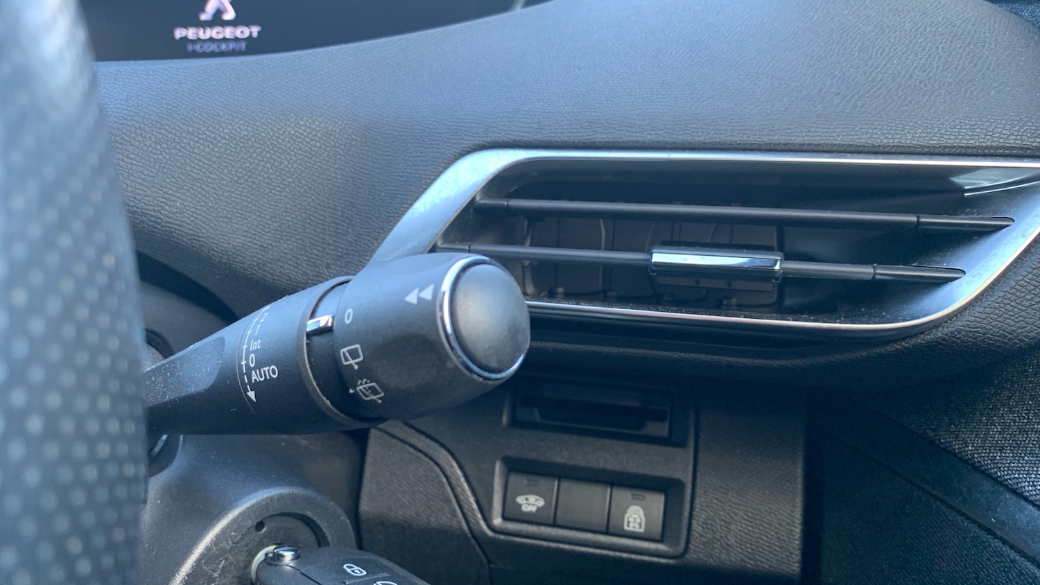 Used Peugeot 3008 2019 for sale - 76308010: Photo 28