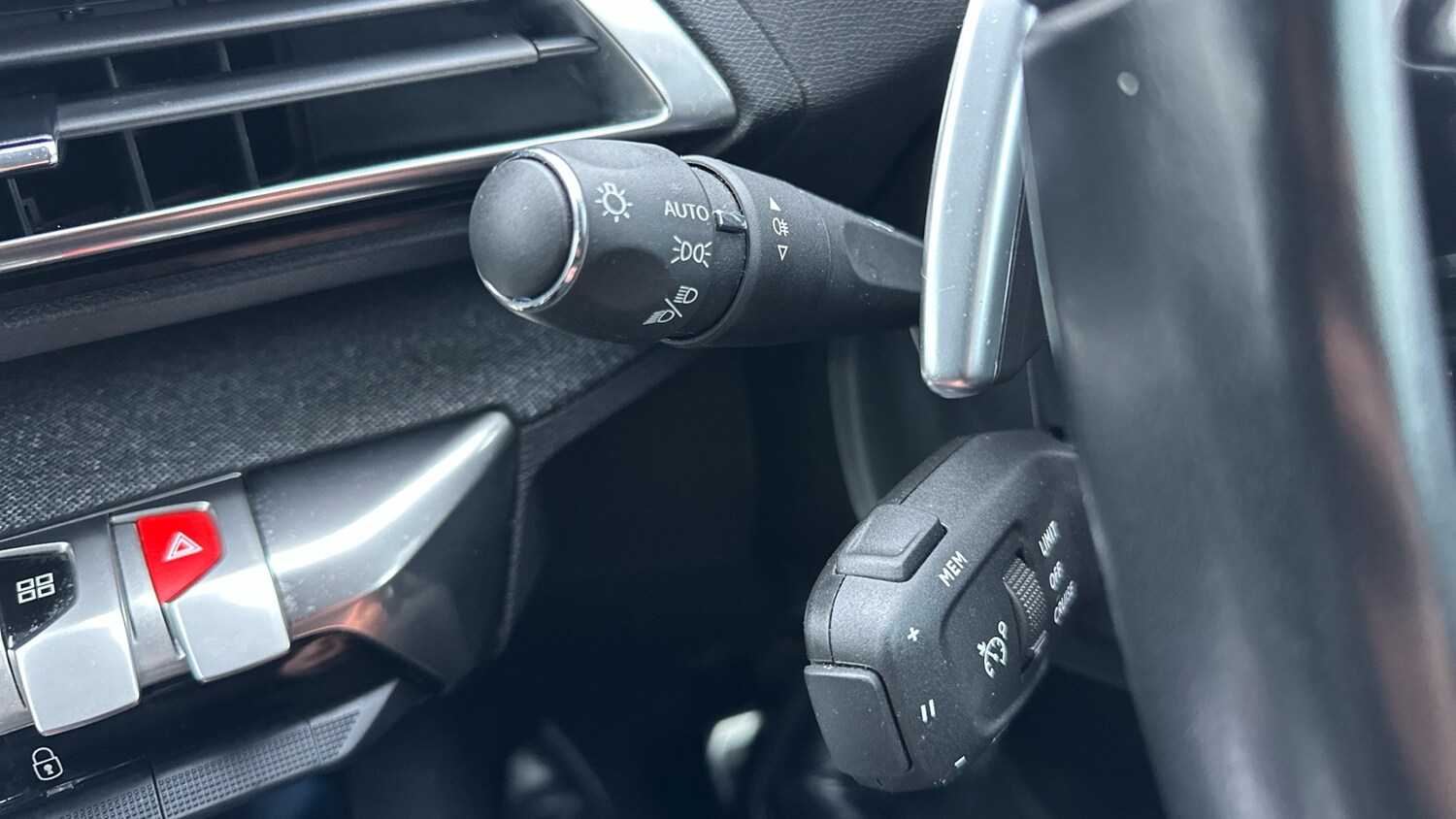 Used Peugeot 3008 2022 for sale - 77697423: Photo 27