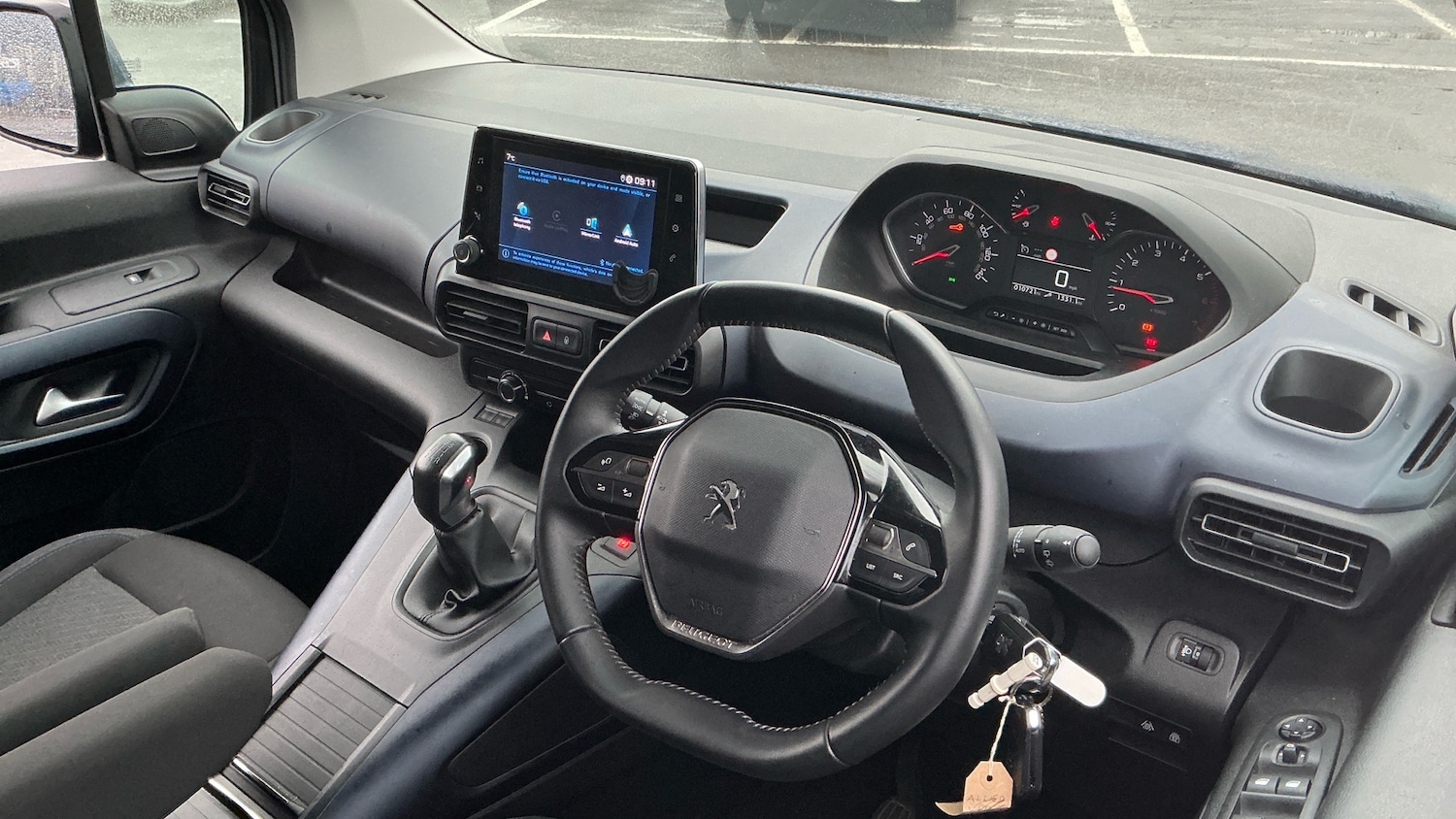 Used Peugeot Rifter 2020 for sale - 77457237: Photo 11