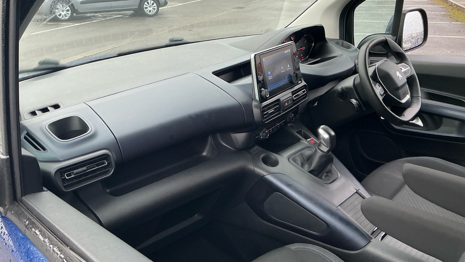 Used Peugeot Rifter 2020 for sale - 77457237: Photo 12