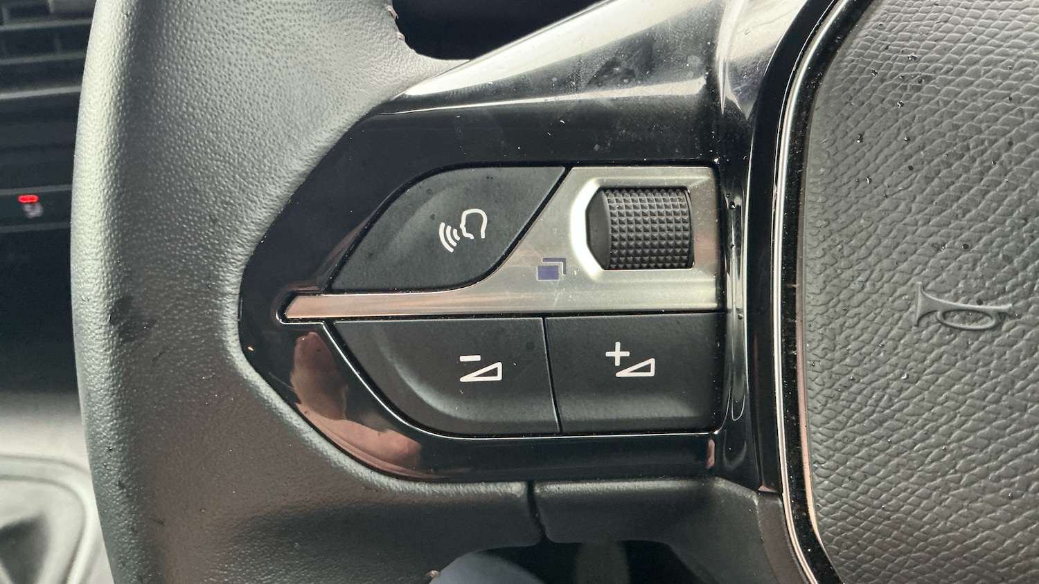 Used Peugeot Rifter 2020 for sale - 77457237: Photo 23