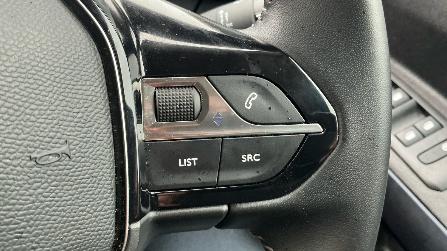 Used Peugeot Rifter 2020 for sale - 77457237: Photo 24