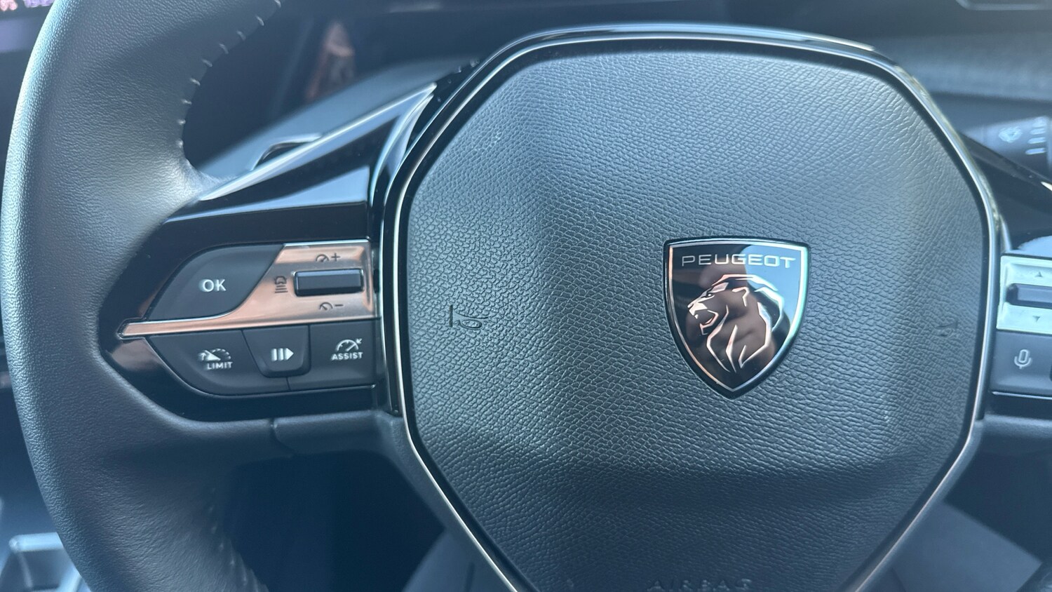 Used Peugeot 308 SW 2022 for sale - 76372216: Photo 23