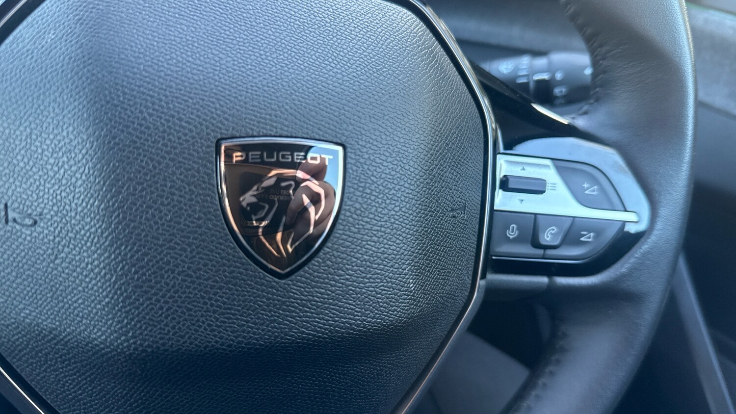 Used Peugeot 308 SW 2022 for sale - 76372216: Photo 24