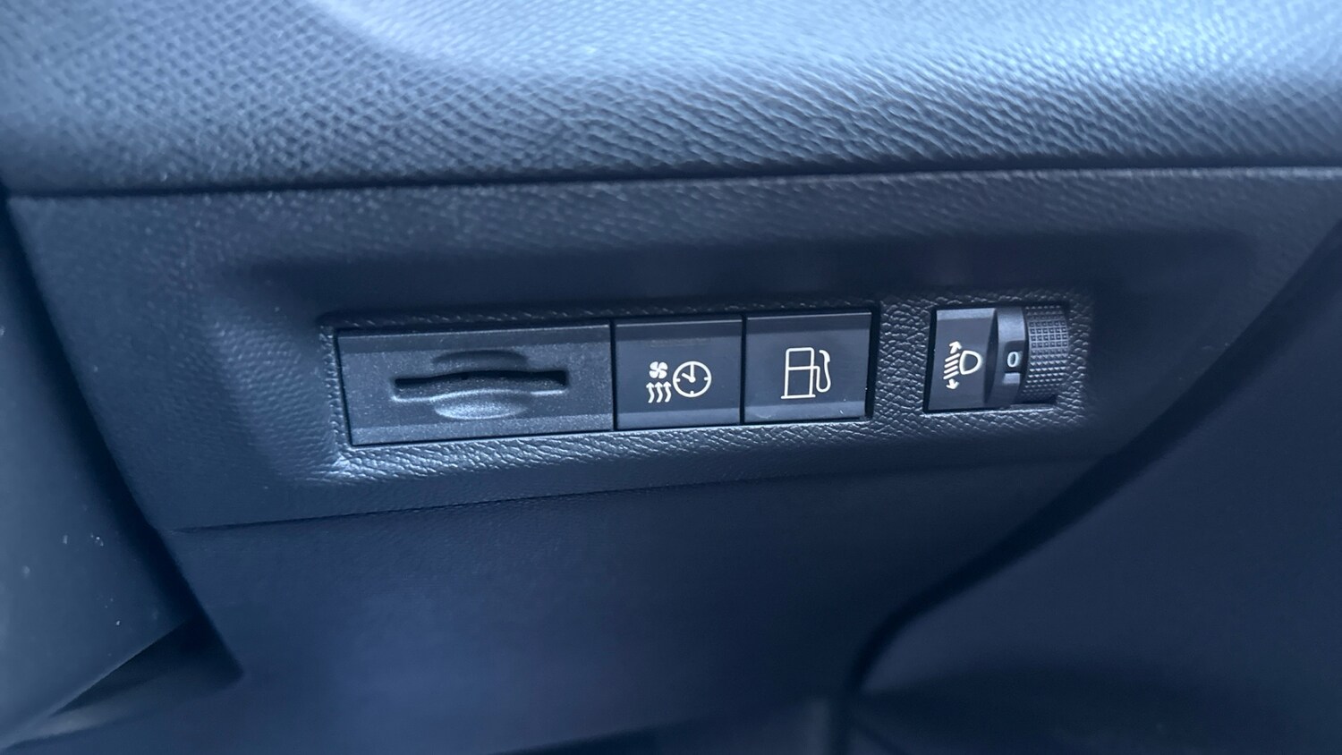 Used Peugeot 308 SW 2022 for sale - 76372216: Photo 41