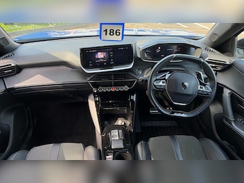 Used Peugeot 2008 2023 for sale - 78186275: Photo