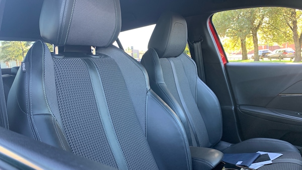 Used Peugeot 2008 2020 for sale - 76033029: Photo 41