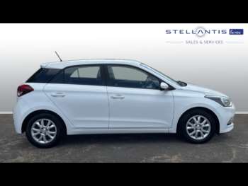 Used Hyundai i20 2017 for sale - 74979426: Photo