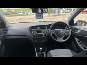 Used Hyundai i20 2017 for sale - 74979426: Photo
