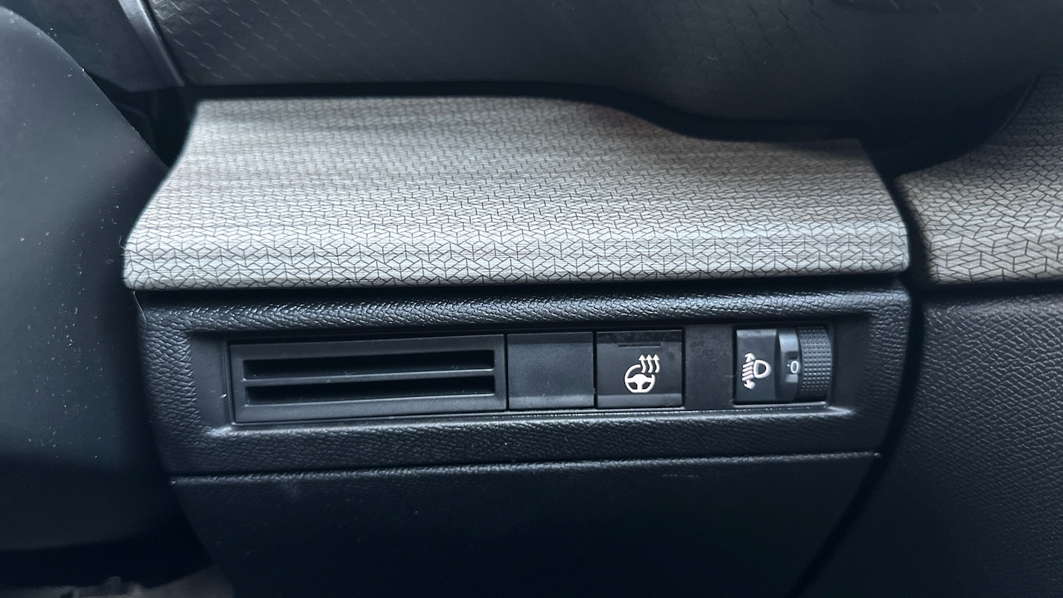 Used Citroen C5 X 2023 for sale - 77372307: Photo 35