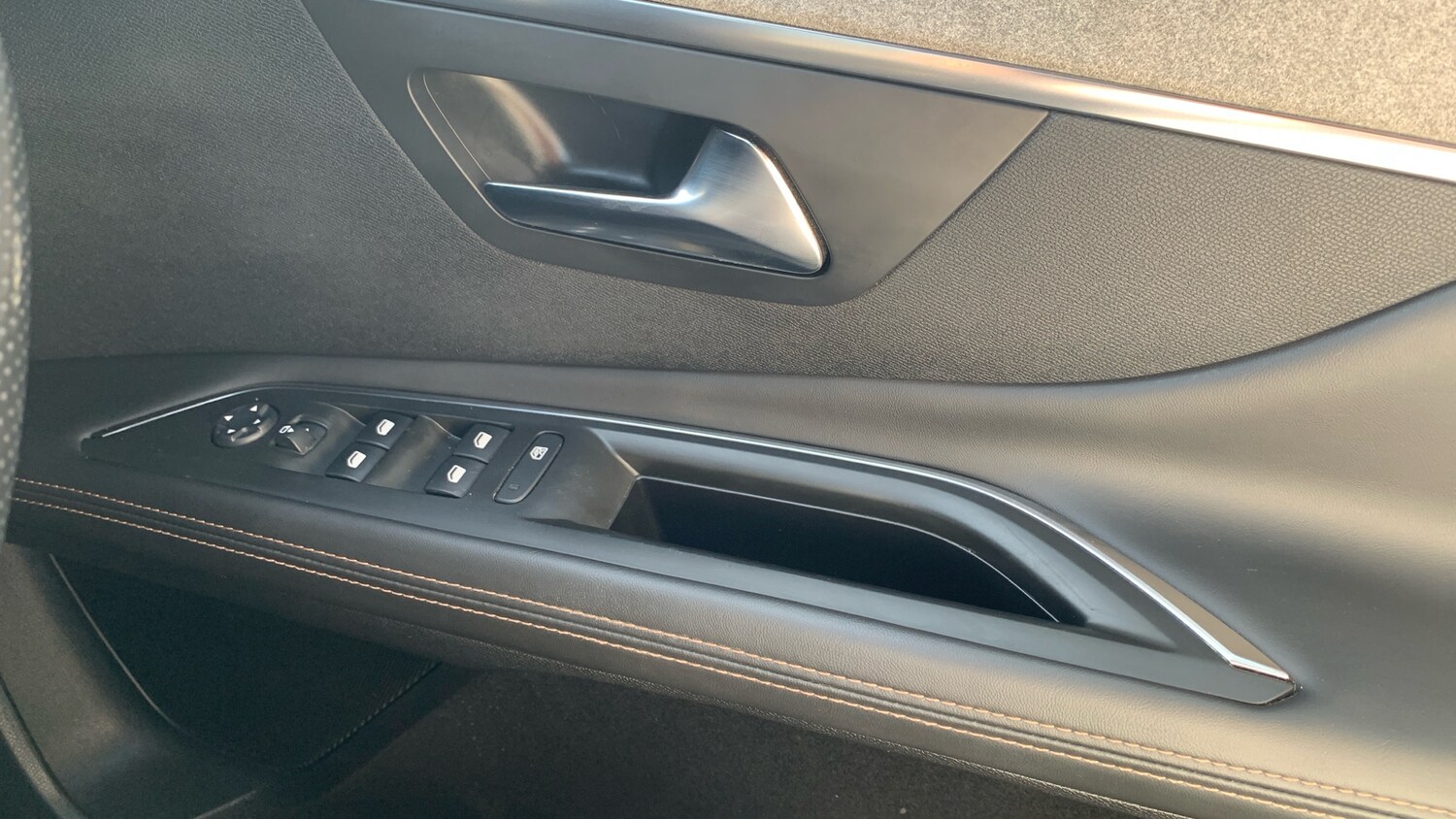 Used Peugeot 3008 2018 for sale - 78206009: Photo 22