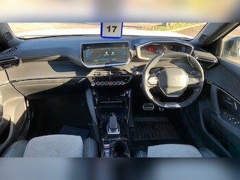 Used Peugeot 2008 2021 for sale - 77825846: Photo