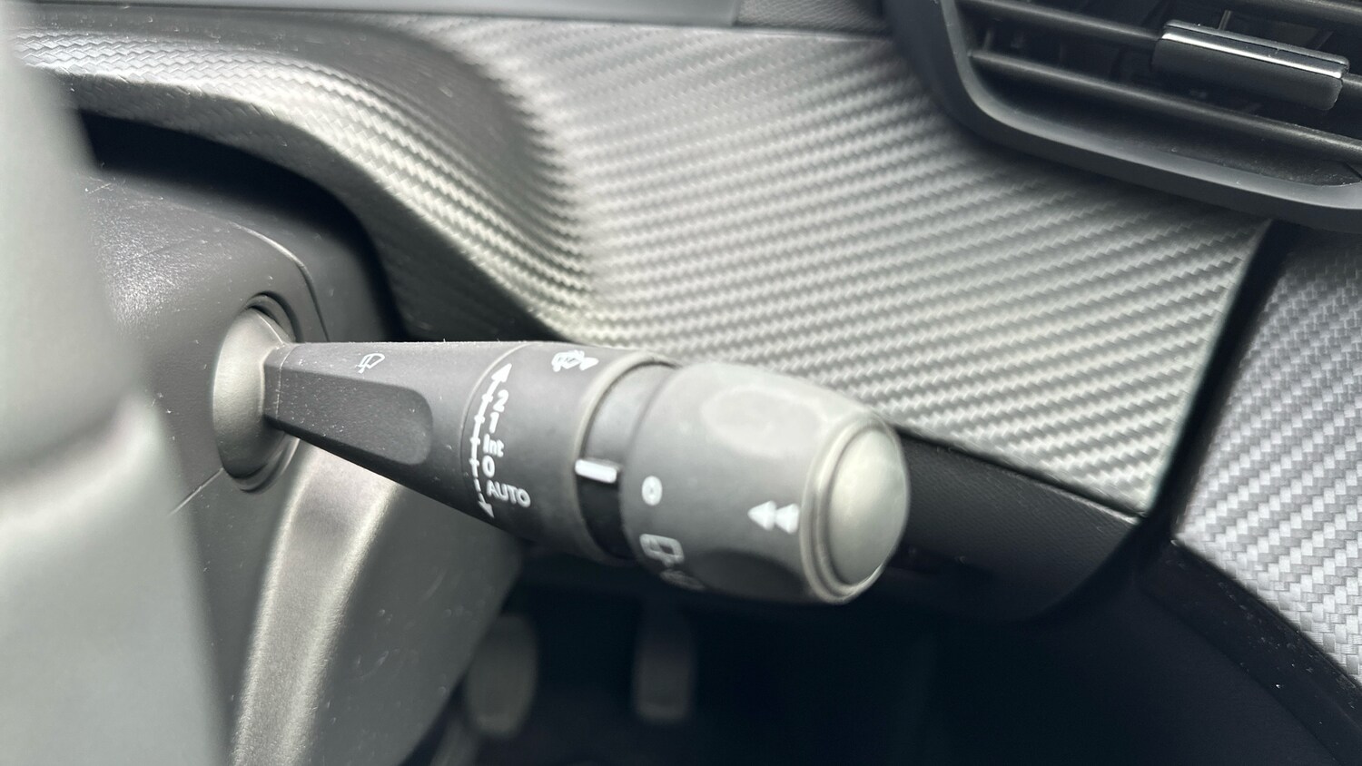 Used Peugeot 208 2023 for sale - 77706007: Photo 28