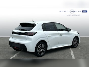 Used Peugeot 208 2023 for sale - 77706007: Photo