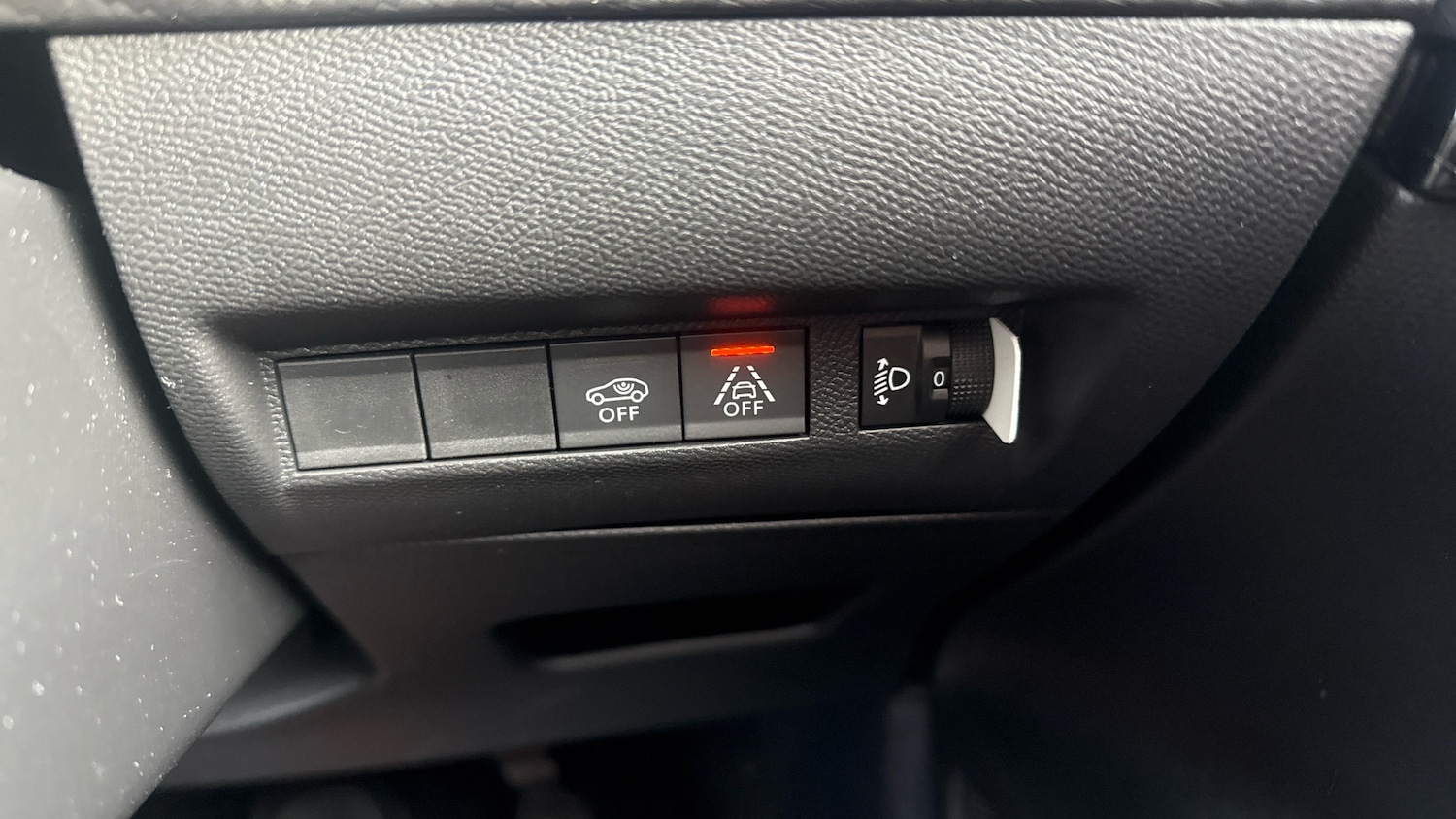 Used Peugeot 208 2024 for sale - 76887951: Photo 31