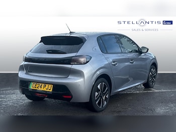 Used Peugeot 208 2024 for sale - 76887951: Photo