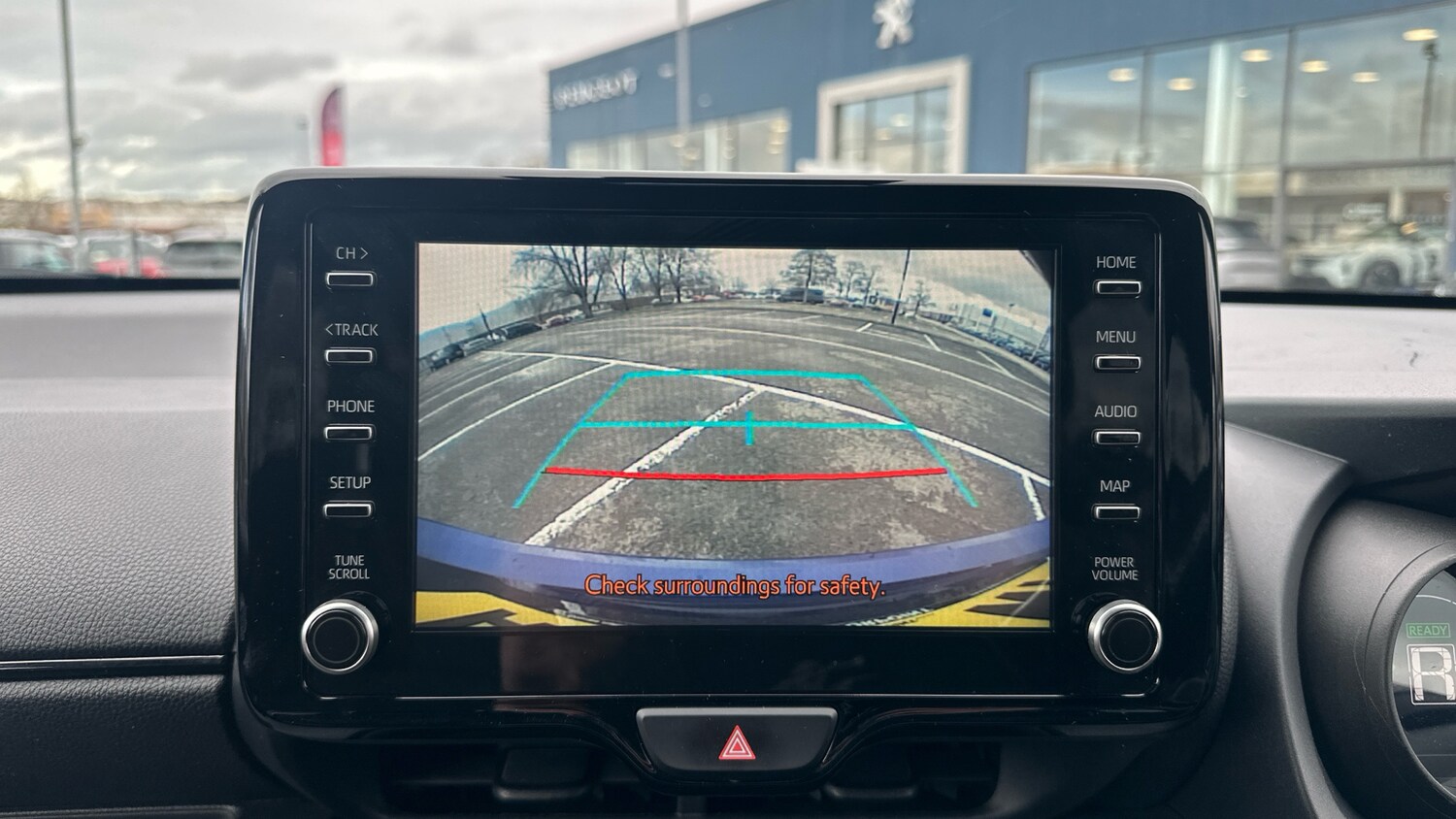 Used Toyota Yaris 2023 for sale - 77511904: Photo 29