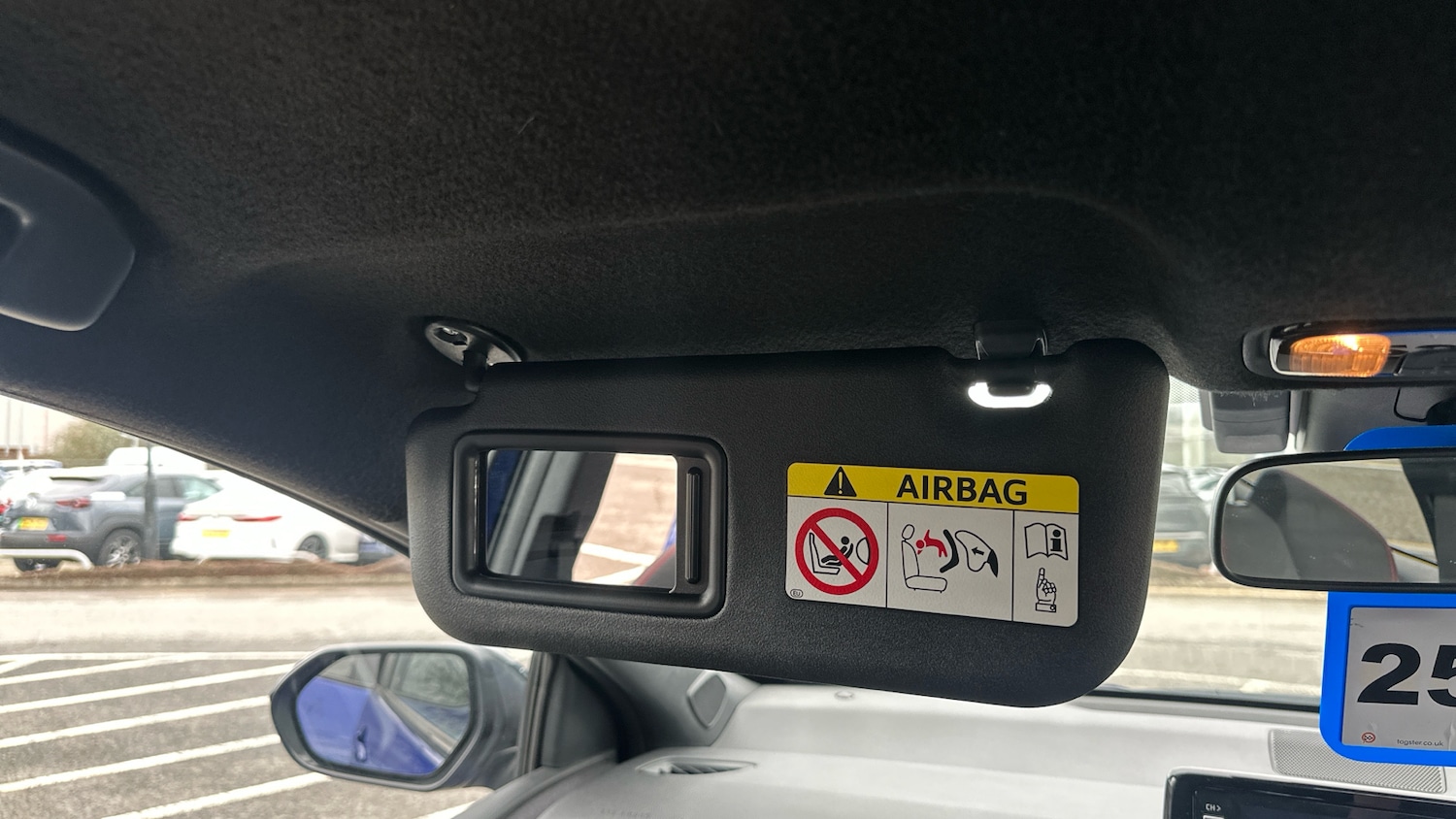 Used Toyota Yaris 2023 for sale - 77511904: Photo 36