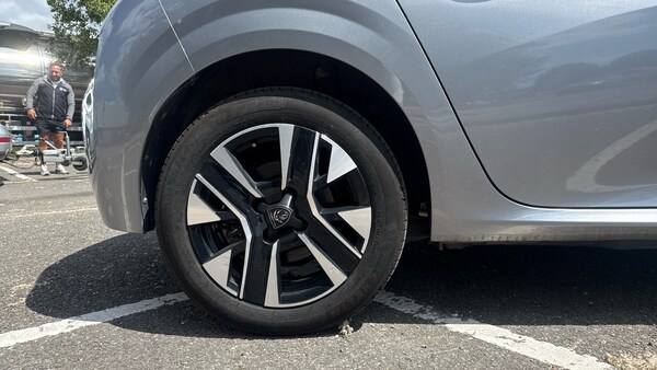 Used Peugeot 208 2024 for sale - 74852695: Photo 15