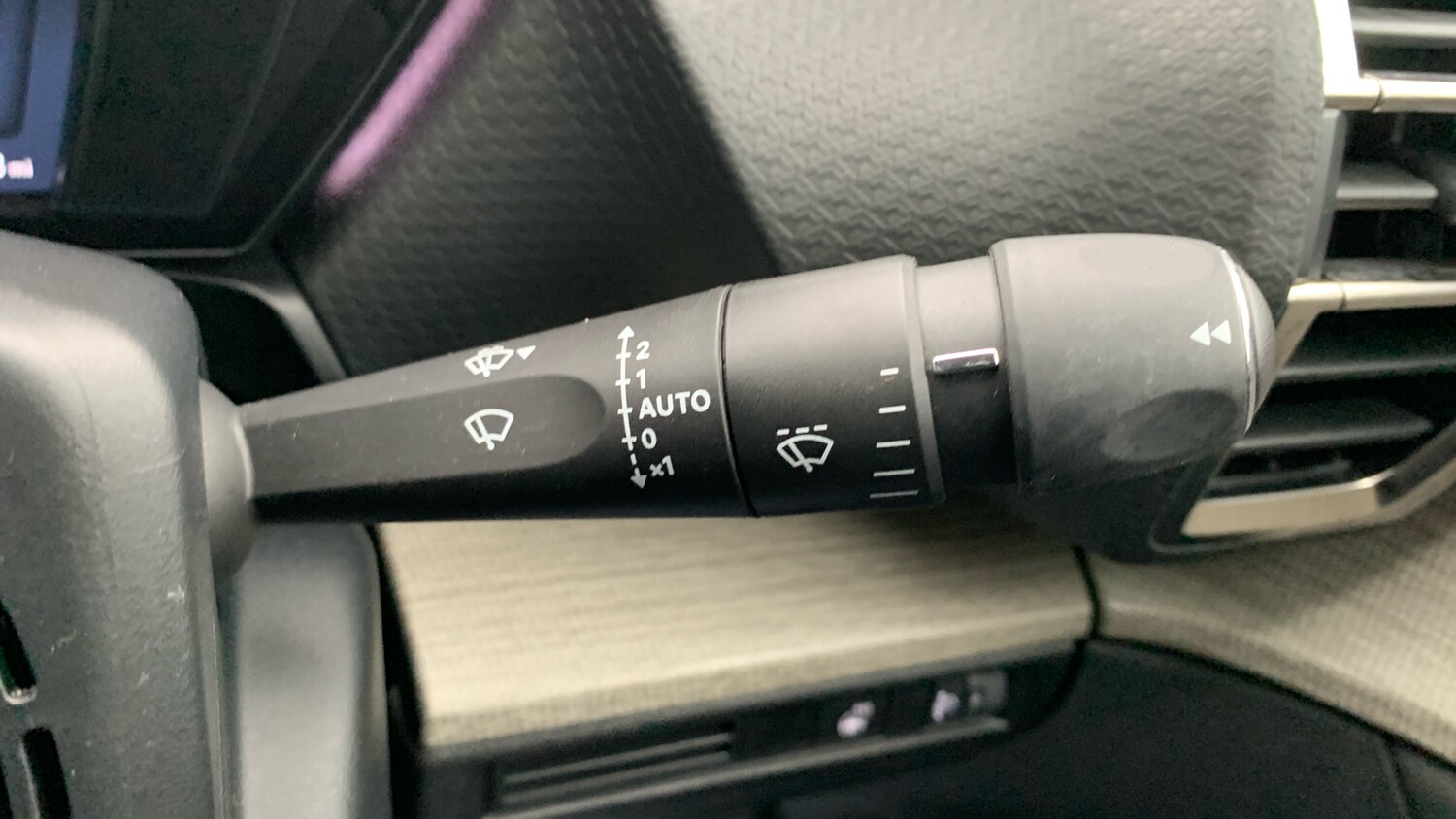 Used Citroen C5 X 2023 for sale - 76359071: Photo 28