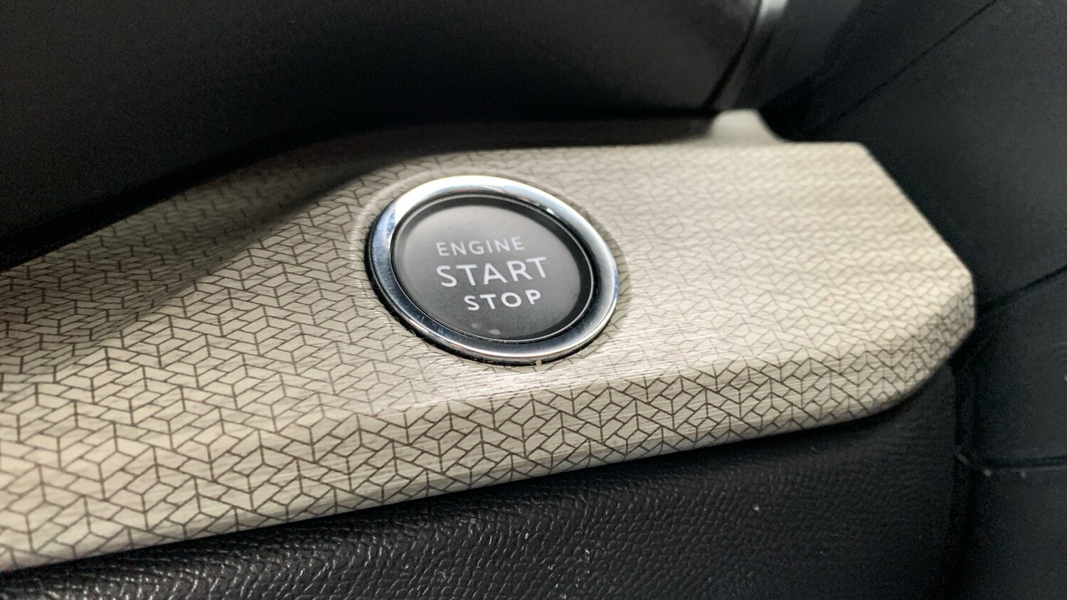 Used Citroen C5 X 2023 for sale - 76359071: Photo 35