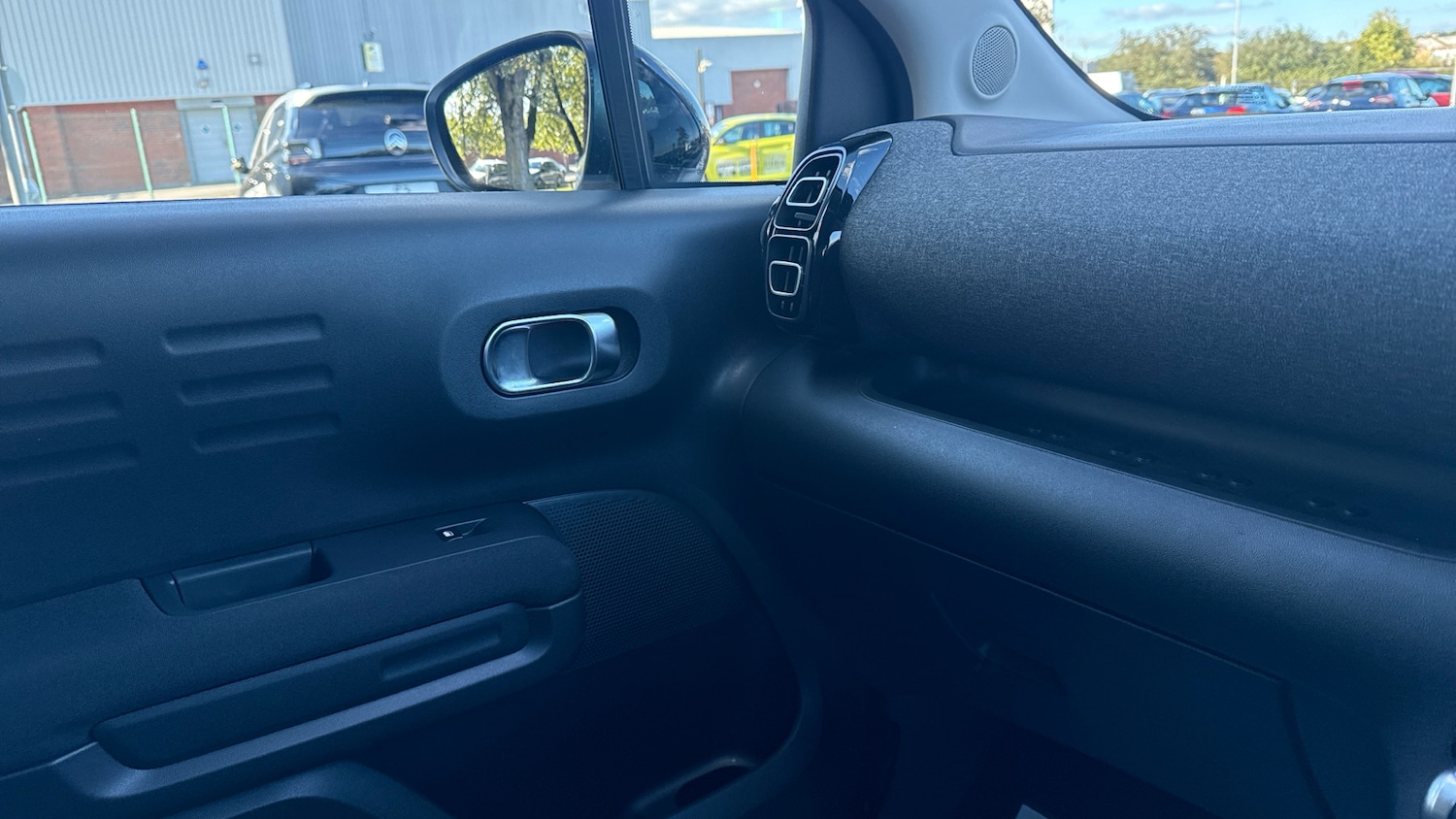 Used Citroen C3 Aircross 2024 for sale - 76073695: Photo 38