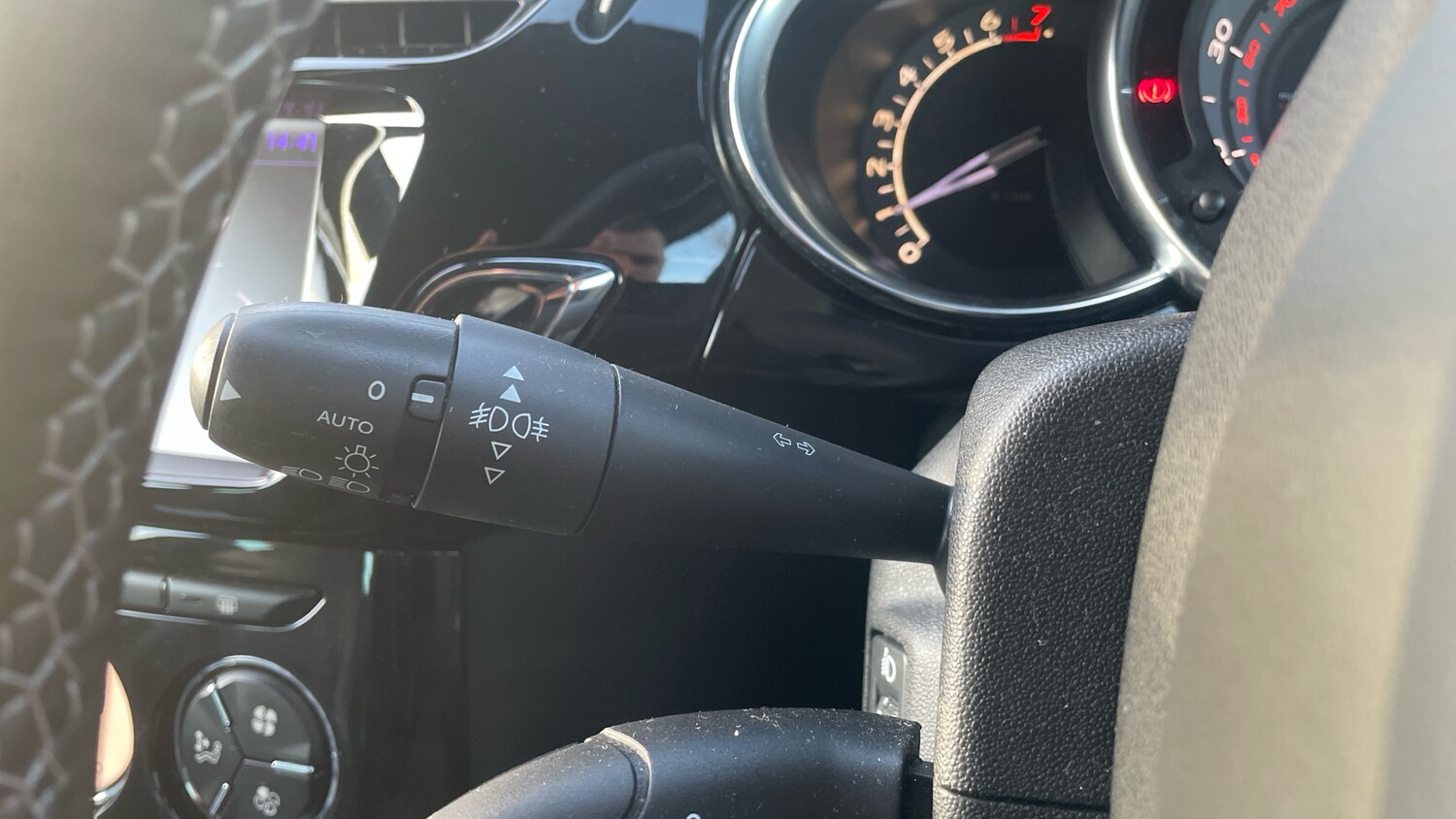 Used DS Automobiles DS 3 2018 for sale - 76914382: Photo 28