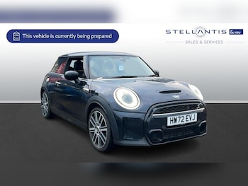 2022 - 2.0 Cooper S Exclusive Hatchback 3dr Petrol Steptronic Euro 6 (s/s) (178 ps