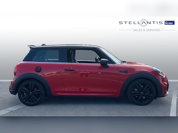 Used MINI Hatch 2022 for sale - 75671376: Photo