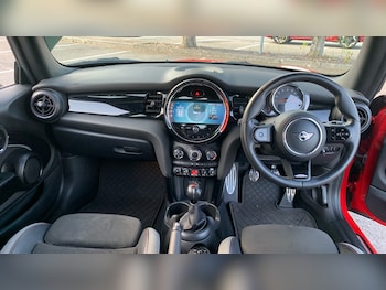 Used MINI Hatch 2022 for sale - 75671376: Photo