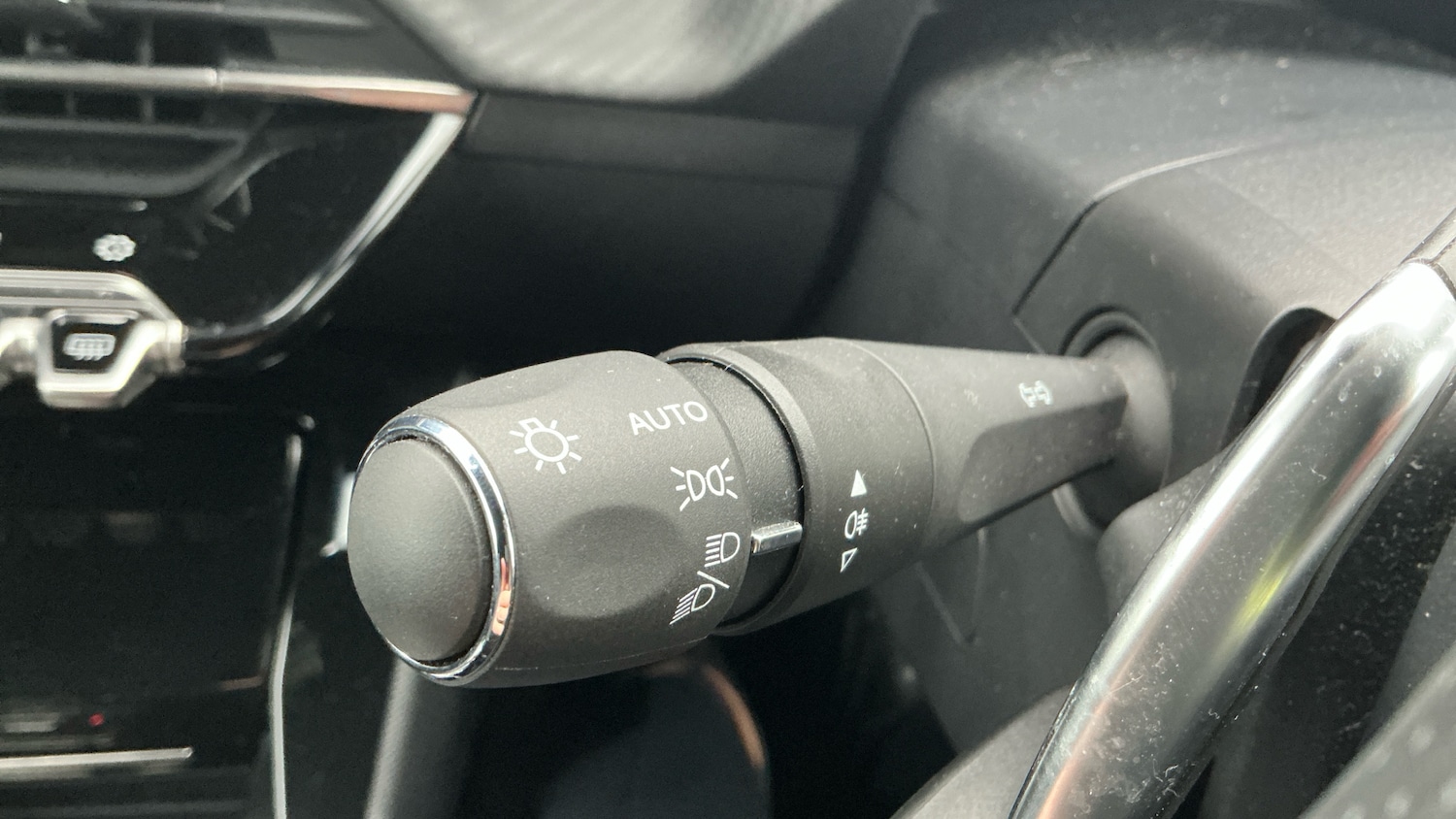 Used Peugeot 208 2023 for sale - 77268691: Photo 28