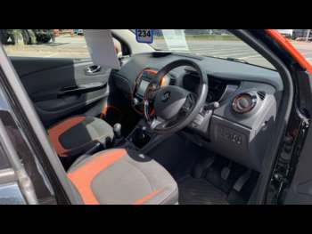 Used Renault Captur 2016 for sale - 74800683: Photo