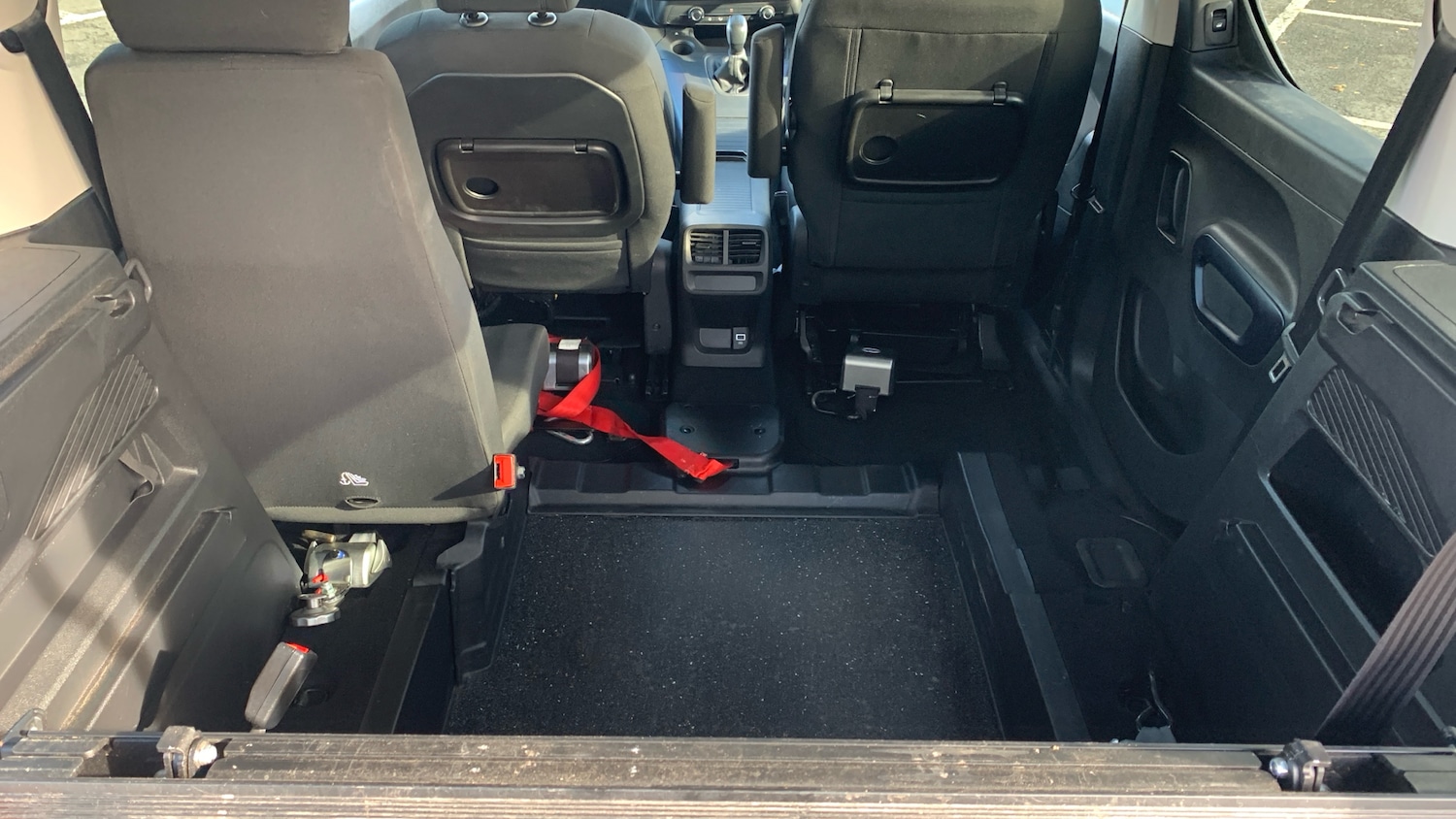 Used Peugeot Rifter 2019 for sale - 76359087: Photo 36