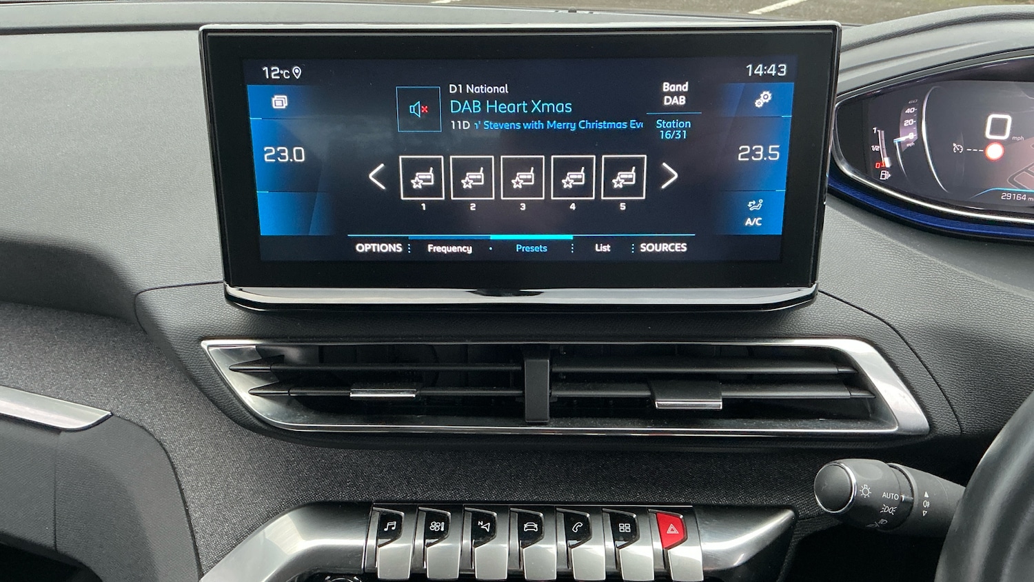 Used Peugeot 3008 2021 for sale - 76825723: Photo 11