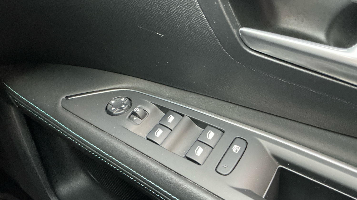 Used Peugeot 3008 2021 for sale - 76825723: Photo 23