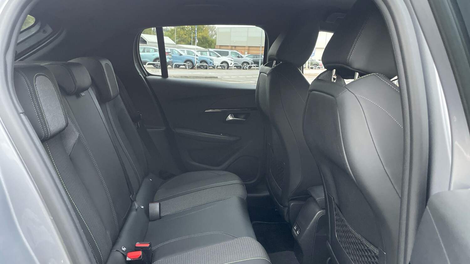 Used Peugeot 208 2022 for sale - 76359112: Photo 33