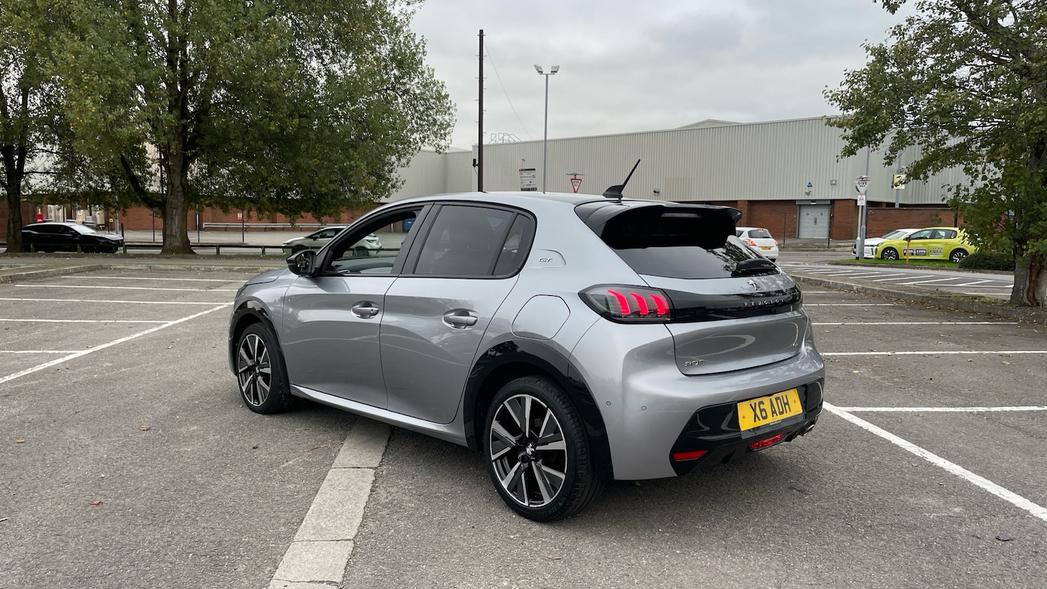 Used Peugeot 208 2022 for sale - 76359112: Photo 5