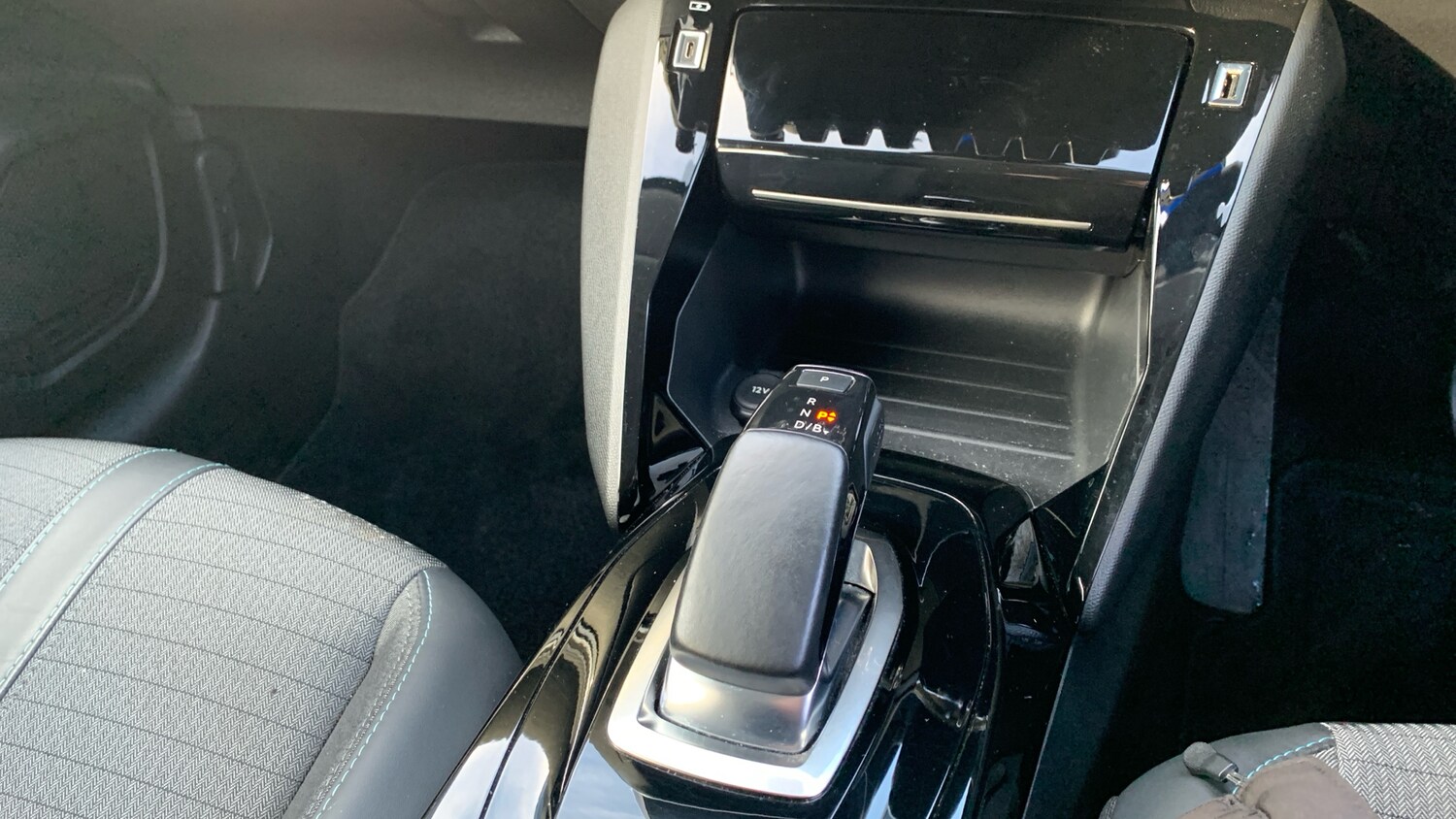 Used Peugeot 208 2020 for sale - 77599614: Photo 20