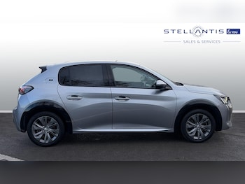 Used Peugeot 208 2020 for sale - 77599614: Photo