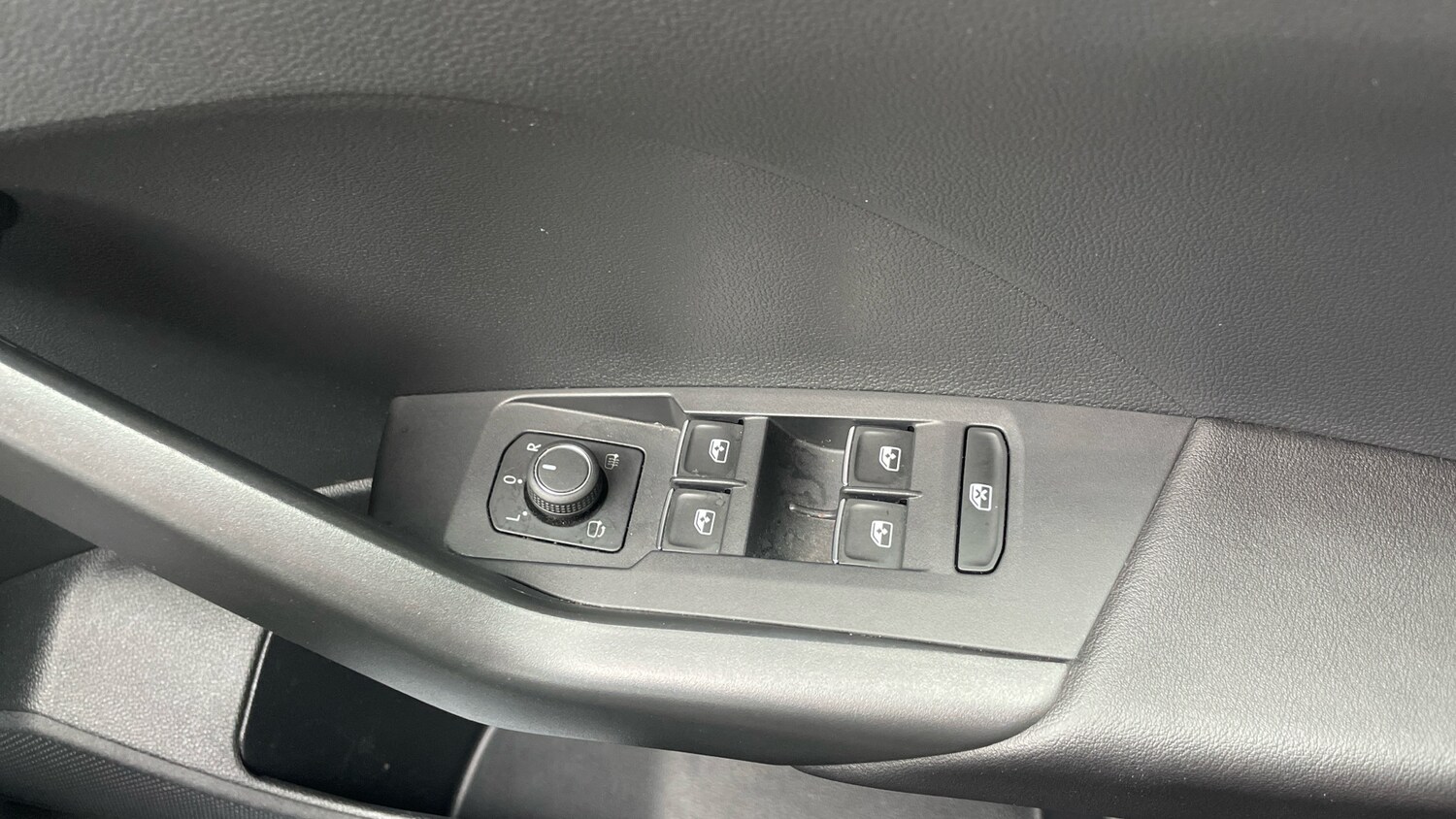 Used Volkswagen T-Cross 2022 for sale - 76260924: Photo 22