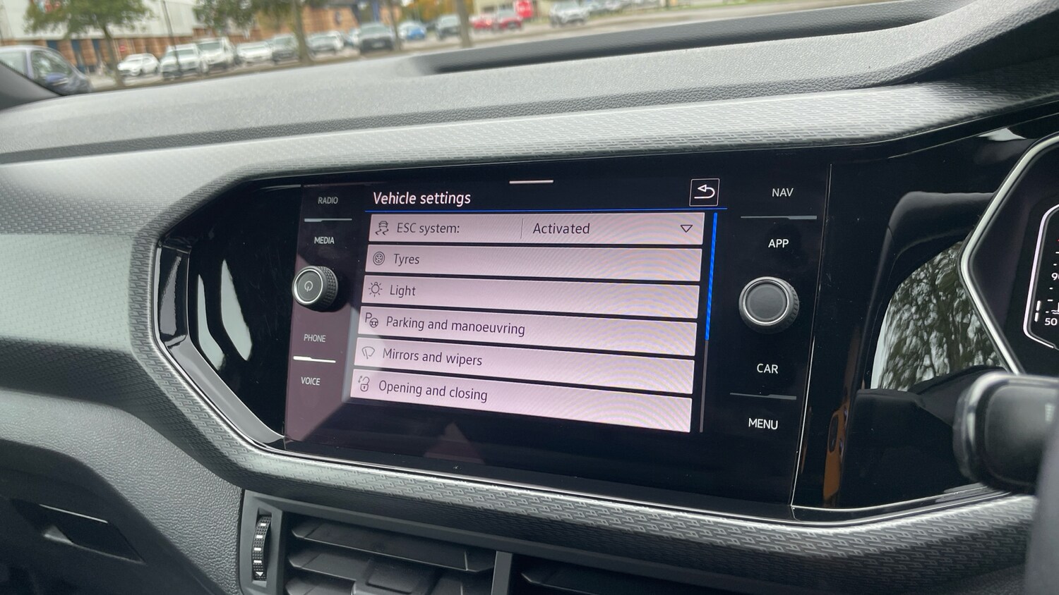 Used Volkswagen T-Cross 2022 for sale - 76260924: Photo 30